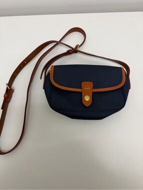 Vintage Dooney‎ & Bourke Navy Crossbody Bag with Tan Trim